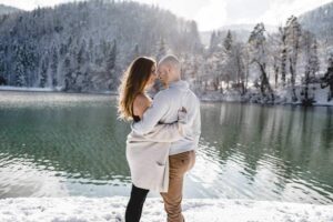 Hochzeitsfotograf-Regensburg - Martha und Stefan beim Elopement-Shoot in Salzburg im Winter